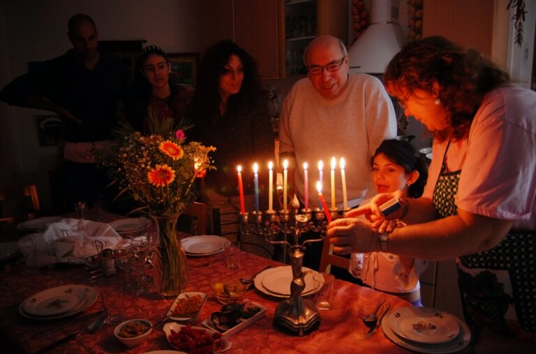 Ideas For Photographing Hanukkah Celebrations