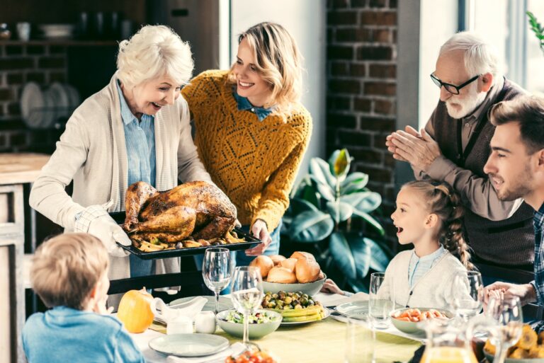 Thanksgiving Dinner Table Photography Ideas
