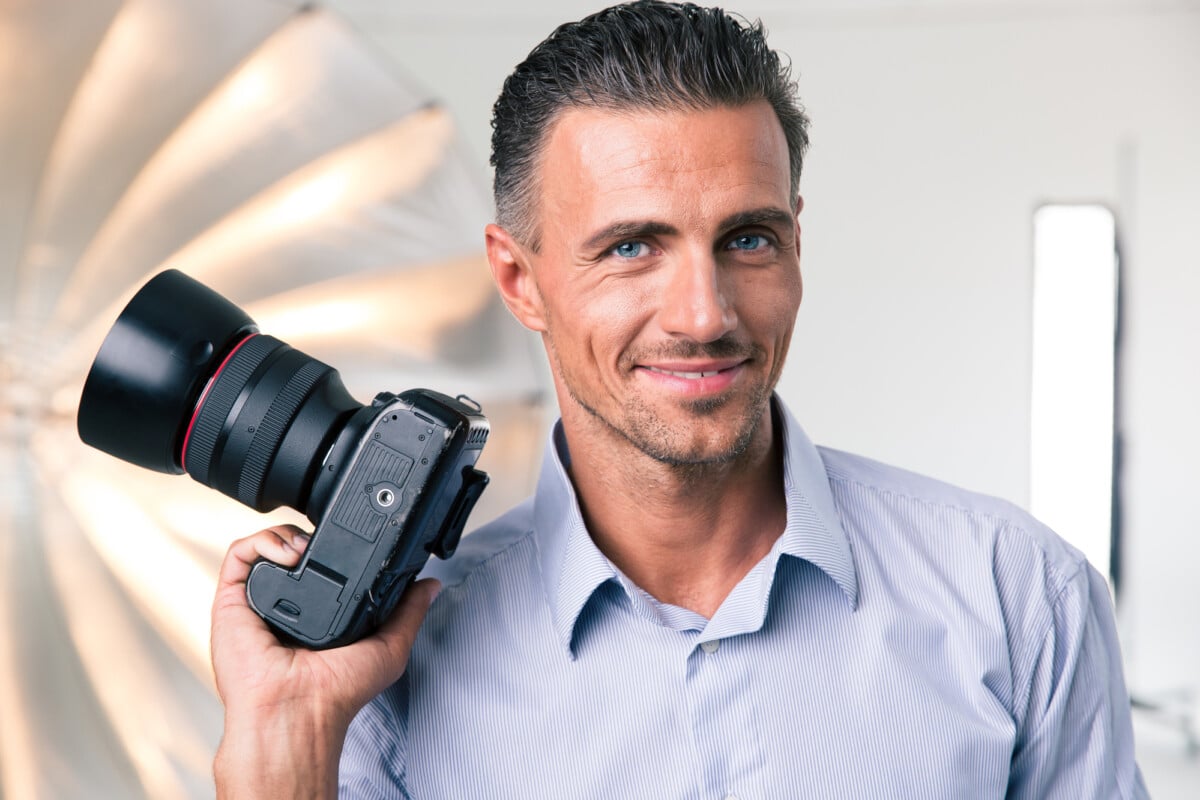 What are the different types of DSLR camera?