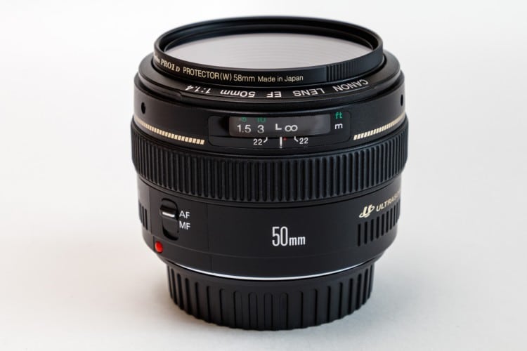 Benefits of Using a 50mm Lens – The Pros and Cons