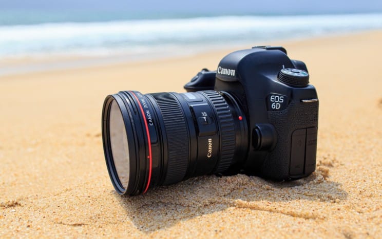 Best DSLR Cameras with WiFi and Bluetooth